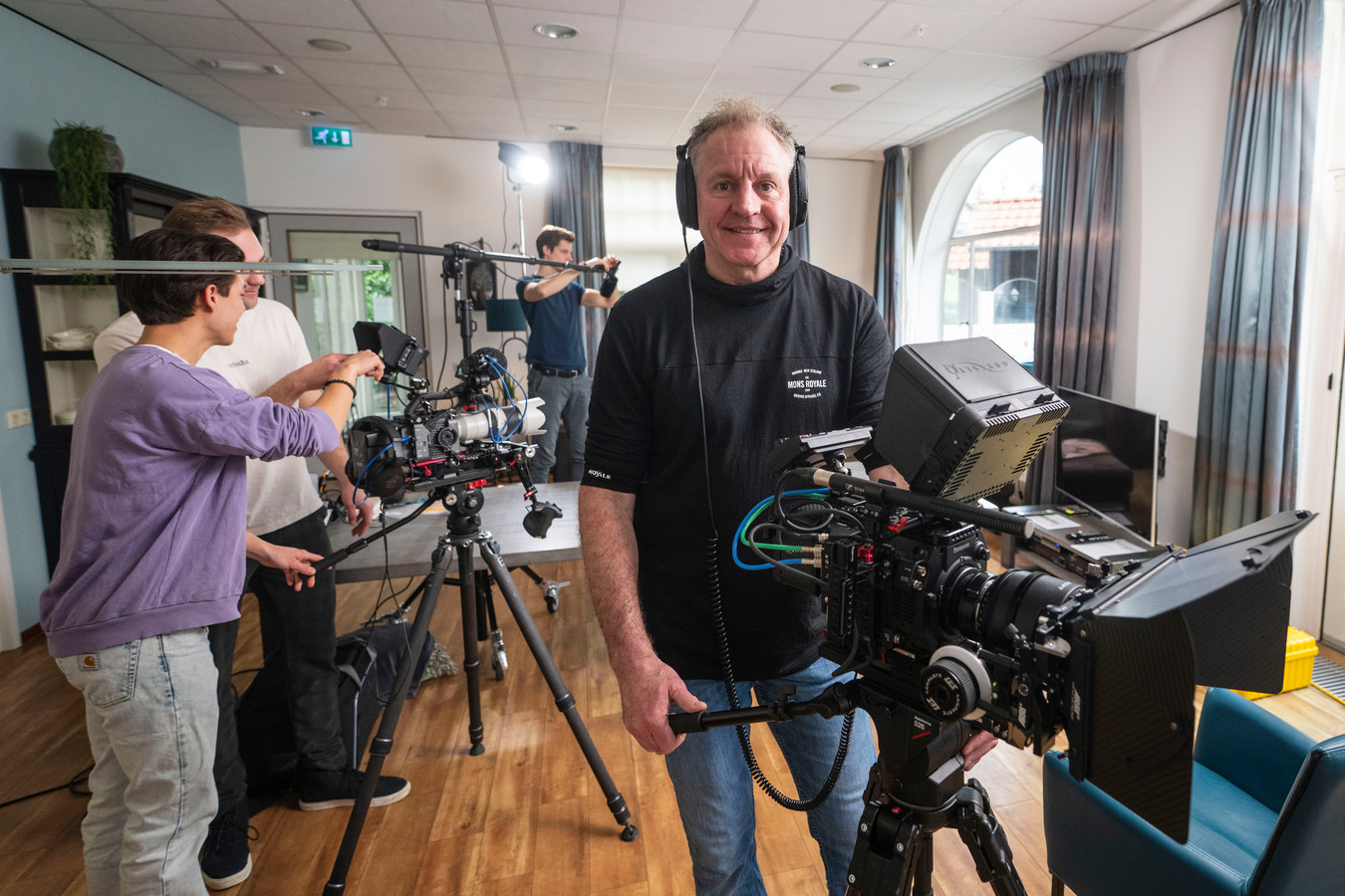 Arts Arthur verruilt het ziekenhuis voor de filmstudio ‘Niet meer te combineren met de ic