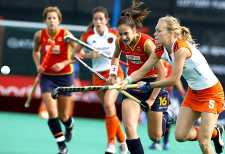 Hockeyvrouwen in EK-finale en naar Peking | De Volkskrant