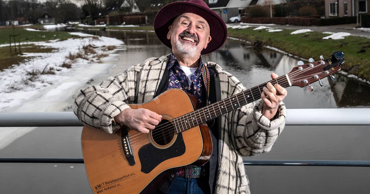 Een ‘nieuw’ Sallands volkslied? Troubadour uit Laag Zuthem stoft zijn twintig jaar oude ode aan de s