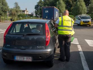 Vier chauffeurs spelen auto kwijt tijdens verkeerscontrole