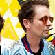 Muse heeft een nieuwe plaat. 'Rockbands die rekenen op een gitaar en een drum staan met één voet in het verleden.'