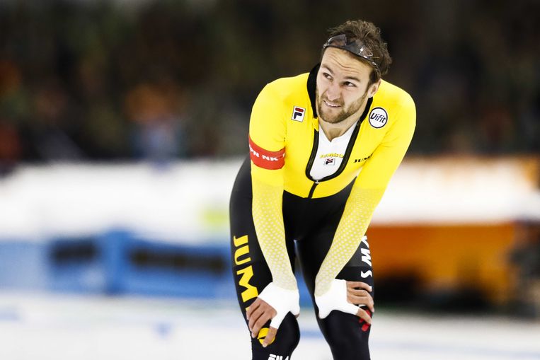 Op bezoek bij schaatser Thomas Krol, voor een vlucht van Amsterdam naar Innsbruck eerst een