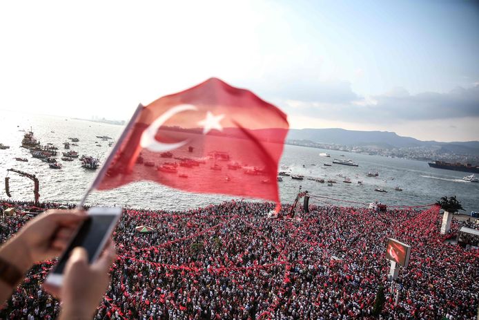 Archiefbeeld van de verkiezingscampagne in Izmir.