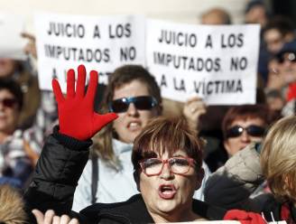 Spanje in shock na groepsverkrachting in Pamplona: "Berecht de daders, niet het slachtoffer"