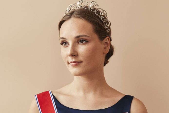 Prinses Ingrid Alexandra. Het voortbestaan  an het Noorse koningshuis staat ter discussie.