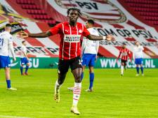 Prachtgoals helpen sterk PSV aan zege op Vitesse én aan koppositie