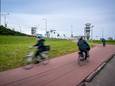 Ruim baan voor fietsers in het plan van de bewoners. Door bij het Capelseplein fietstunnels aan te leggen, kunnen auto's zonder hinder van verkeerslichten doorrijden.