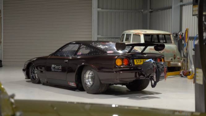 De snelste Aston Martin ooit is 2800 pk sterk en heeft een parachute om af te remmen