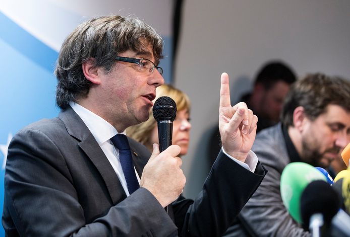 Carles Puigdemont, dinsdag tijdens een persconferentie in Brussel.