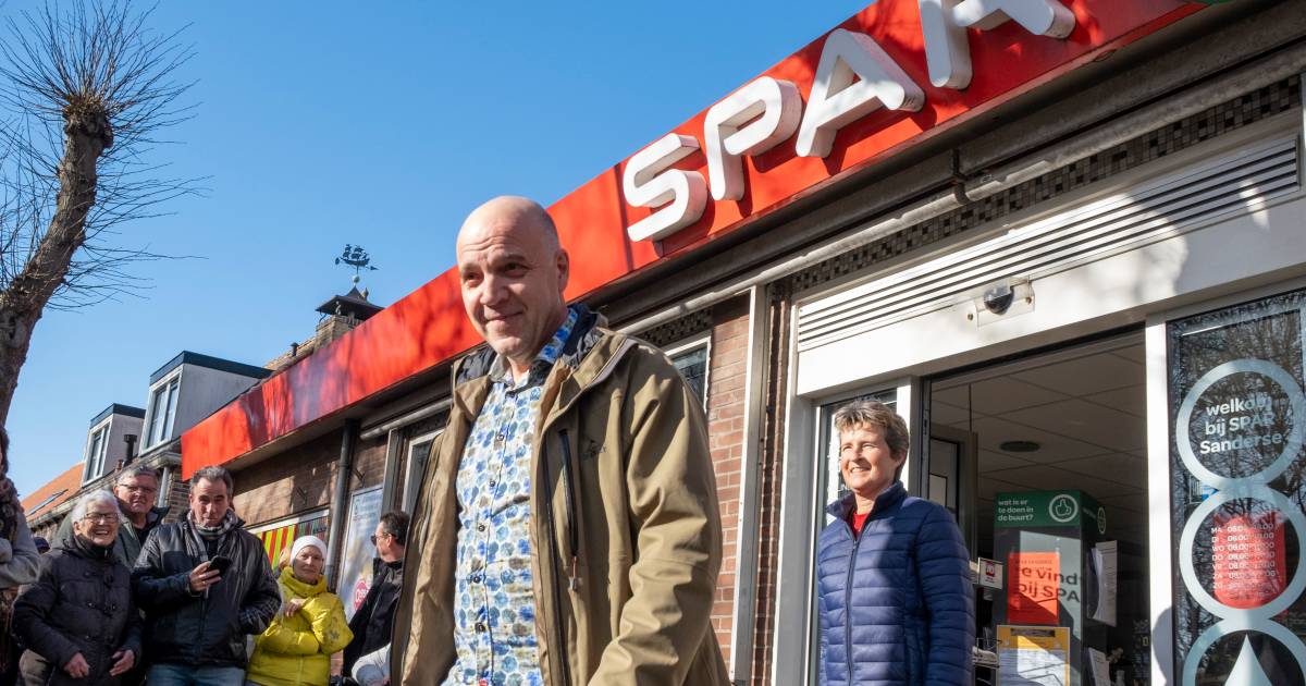 Grijpskerke gaat Louis missen: ‘Wat is een dorp nog zonder winkel?’
