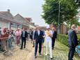 Koning Willem-Alexander is gerarriveerd in Nieuw- en Sint Joosland