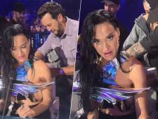 Katy Perry victime d’un petit accident vestimentaire dans “American Idol”
