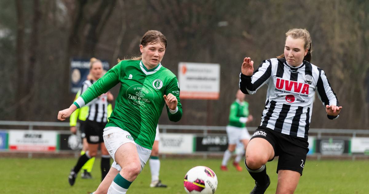 ESA scoort 13 keer tegen Elistha, topklasser Eldenia speelt na 3-0 achterstand met veel moeite gelij
