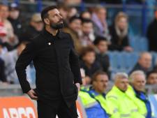 Van Nistelrooij vindt de prestatie van zijn PSV ongrijpbaar: ‘Je hoopt dat je team vleugels krijgt’
