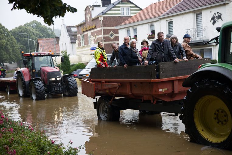 Overstroming in Valkenburg in 2021. Extreem weer is een thema bij de waterschapsverkiezingen in maart. Beeld Arie Kievit
