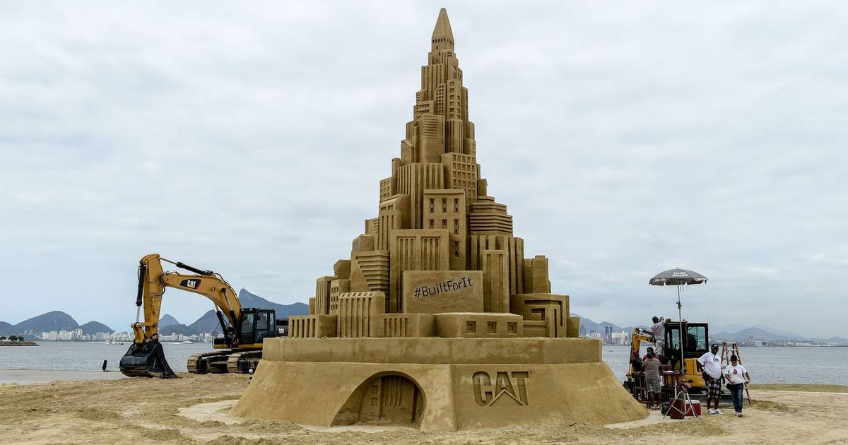 Un Chateau De Sable Geant Au Bresil Insolite 7sur7 Be