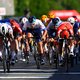 Fabio Jakobsen troeft Caleb Ewan en Tim Merlier af in sprint van Elfstedenronde
