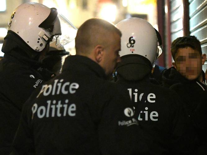 Burgemeester Close: "Zes personen opgepakt, twaalf geïdentificeerd na rellen in Brussel"