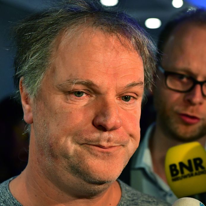 Hans Spekman (PvdA) tijdens een bijeenkomst van campagneleiders in Nieuwspoort een dag na de Tweede Kamerverkiezingen