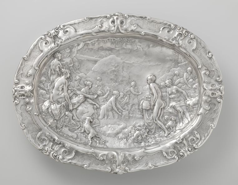 KWAB - Schaal met voorstellingen uit de geschiedenis van Diana en Actaeon, Paulus Willemsz. van Vianen, 1613 Beeld 
