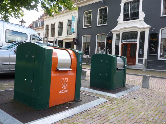 Ondergrondse afvalcontainers in Wijk bij Duurstede.