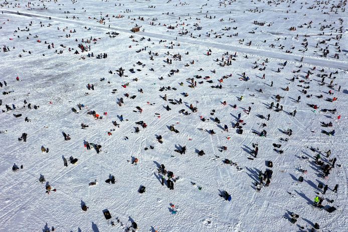 IJsvissers in Minnesota. Archiefbeeld van januari dit jaar.