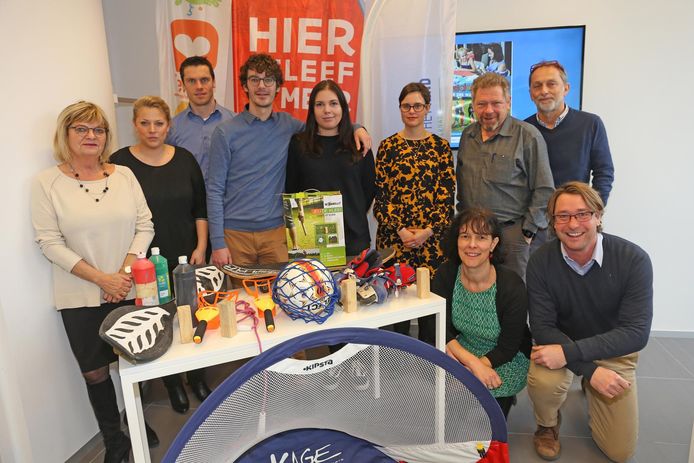 De initiatiefnemers van de WASDAT-pas.