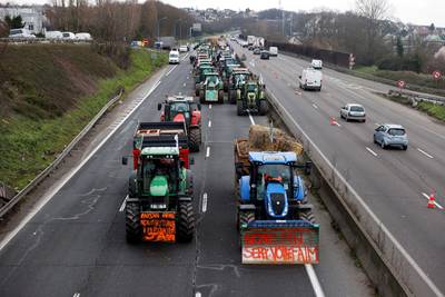 De nouveaux blocages d’agriculteurs sont attendus à la frontière française lundi