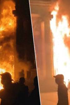 Des manifestants mettent le feu à l’entrée de la mairie de Bordeaux: “Un acte criminel”