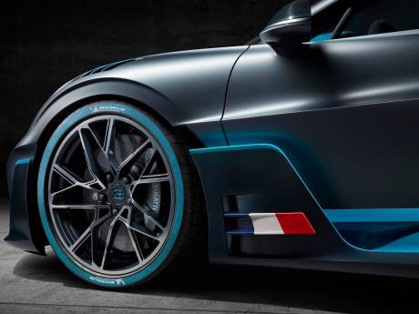 Van deze 1.500 pk sterke Bugatti Divo komt er één naar Nederland