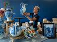 Jorrit Heinen opent met Heinen Delfts Blauw een winkel in de fabriek aan de Handelsweg in Putten.