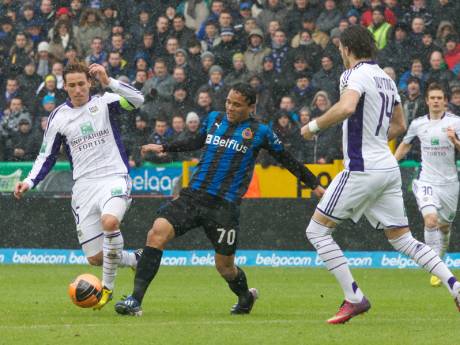 EN DIRECT: Les Mauves prennent un point mérité (2-2)