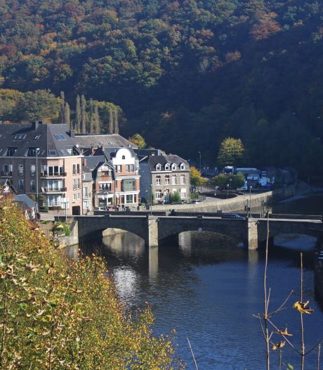 Une adolescente secourue au milieu de l’Ourthe à La Roche