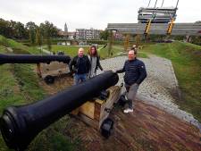 Opbouw tijdelijk restaurant Wild & Wijn op 't Ravelijn van start in Bergen op Zoom