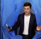 Oekraïne kiest komiek Zelenski als nieuwe president en gaat onvoorspelbare toekomst tegemoet