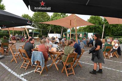 Zomerterras Mill voor het laatst, geen commercieel succes
