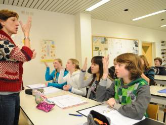 Doof Vlaanderen pleit voor tweetalige klassen gebarentaal en Nederlands