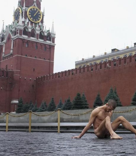L'artiste masochiste de Moscou n'a commis "aucune infraction"