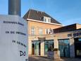 Do de Wetering hield eerder al een posteractie a la Loesje over de gang van zaken rond de plannen voor een nieuwe Wetering.