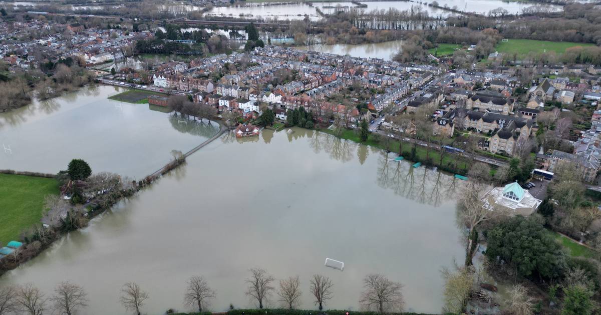 Flood risk in large parts of England due to Storm Henk |  outside
