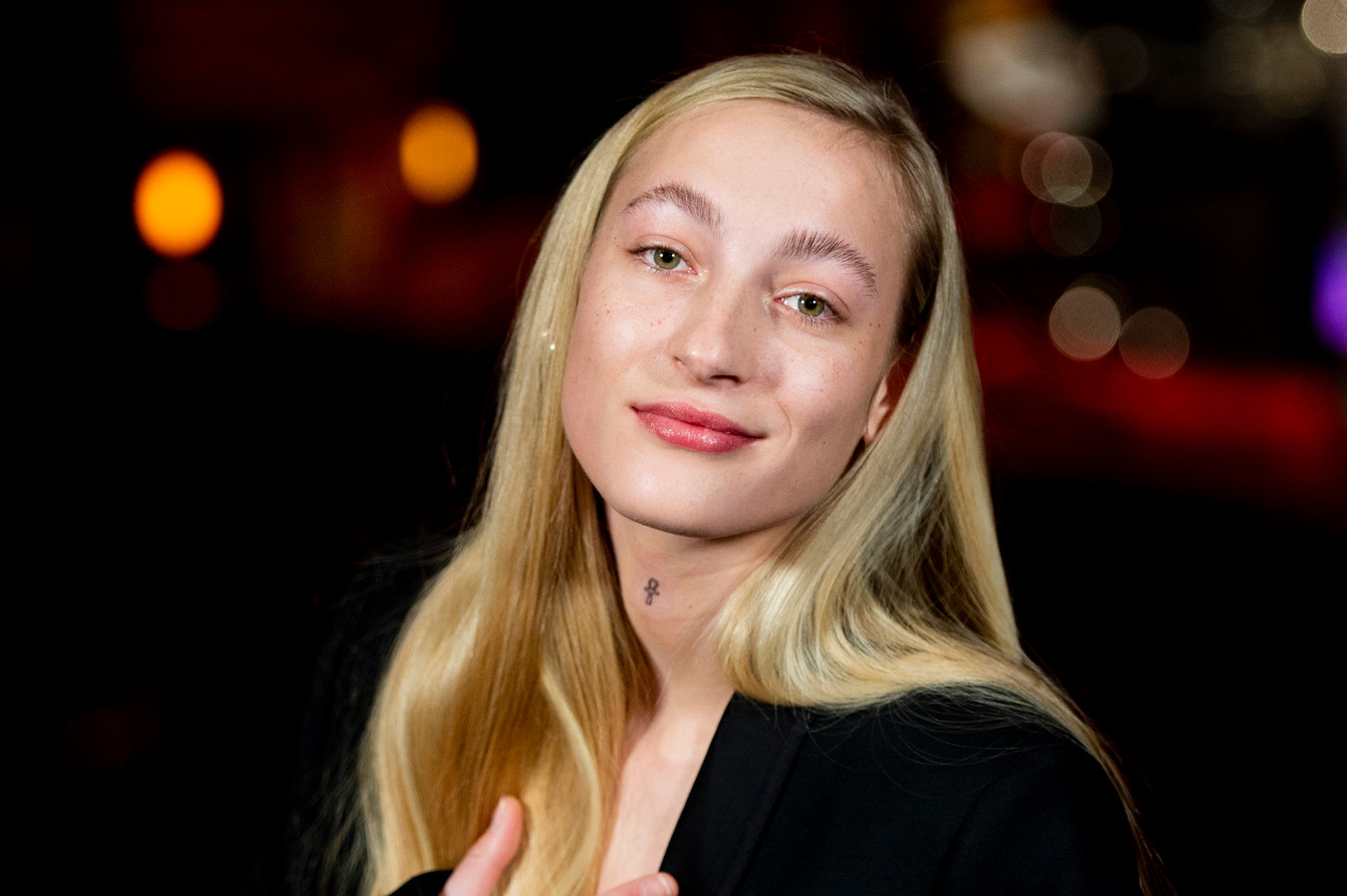 Zo reageren de bookmakers op inzending van S10 voor Songfestival | Foto ...