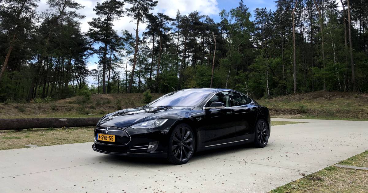 een tesla voor de helft van de prijs