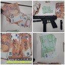 In een woning aan de Ambachtenlaan in Breda heeft de politie 4200 euro vals geld, een nep vuurwapen en een stiletto gevonden.