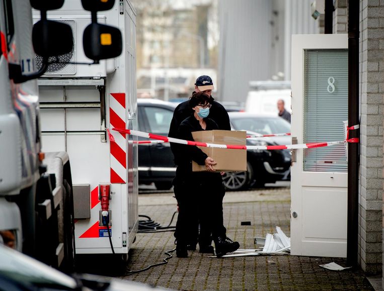 Politie-invallen in Best en Eindhoven. Beeld ANP