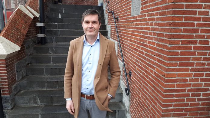 Burgemeester Tim De Knyf is ook bevoegd voor lokale economie.