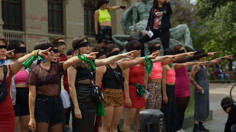 De documentaire toont de belangrijke rol van vrouwen tijdens de revolutie.  Beeld rv