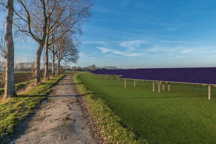 Impressie van zonnepanelen langs de Banhkhoeve.
