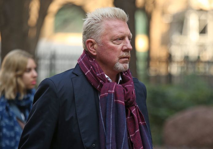 Boris Becker arriveerde maandagochtend bij de rechtbank in Londen.