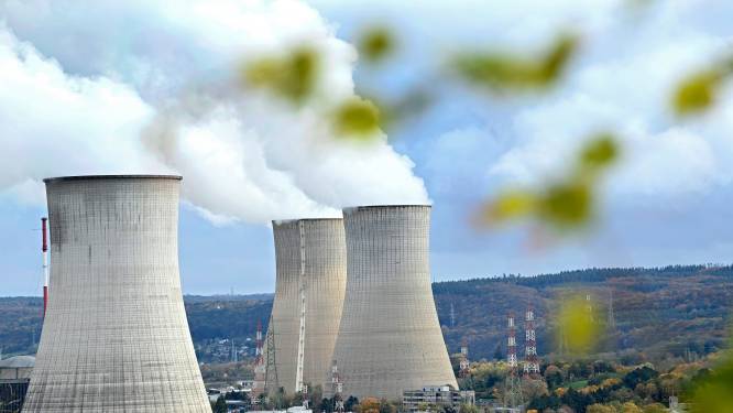 Greenpeace décrie "un simulacre de consultation" sur la prolongation du nucléaire