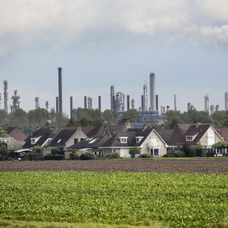 Brabants dorp Moerdijk moet van eigen gemeente verdwijnen om plaats te maken voor industrie